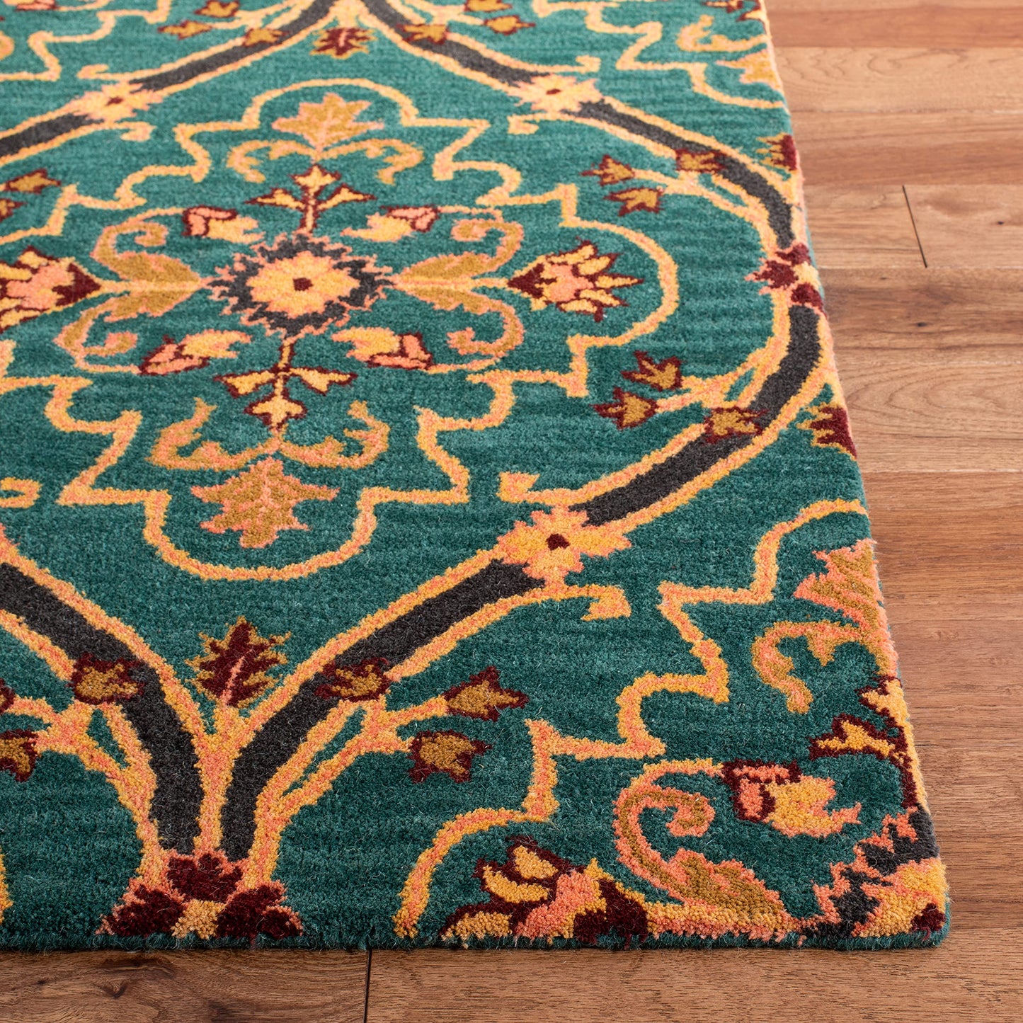 SAFAVIEH Heritage Collection 4' x 6' Green/Orange HG475Y Handmade Traditional Oriental Premium Wool Entryway Living Room Foyer Bedroom Accent Rug
