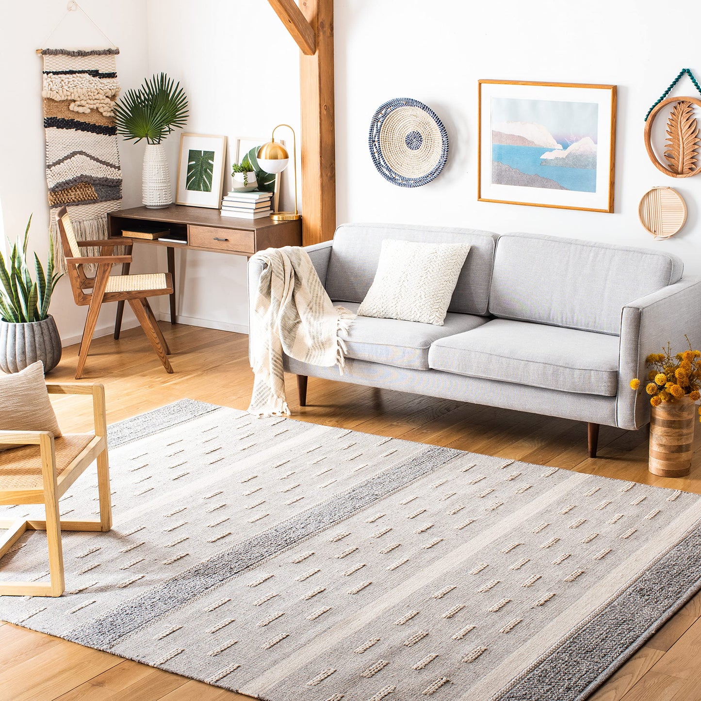 SAFAVIEH Striped Kilim Collection Area Rug - 9' Square, Ivory & Grey, Handmade Flat Weave Cotton, Ideal for High Traffic Areas in Living Room, Bedroom (STK519A)