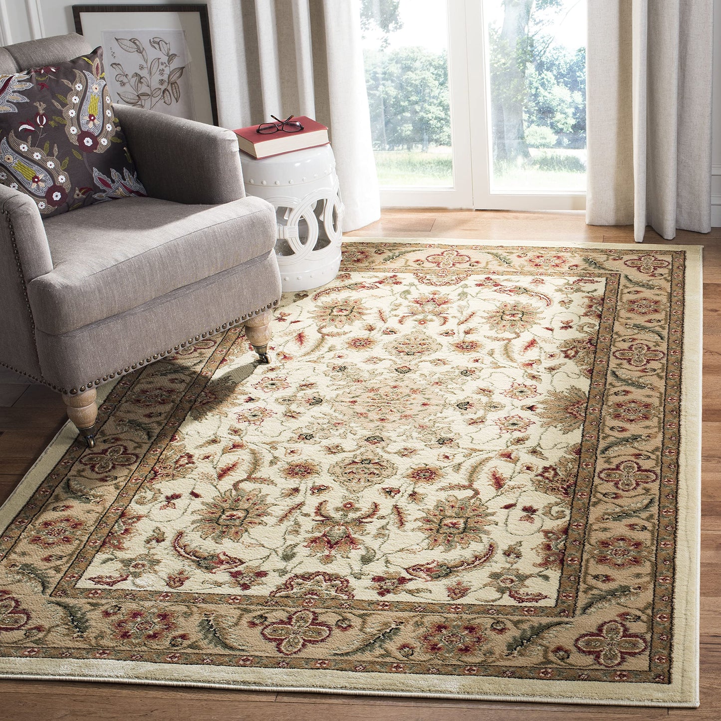 SAFAVIEH Lyndhurst Collection Area Rug - 9' x 12', Ivory & Tan, Traditional Oriental Design, Non-Shedding & Easy Care, Ideal for High Traffic Areas in Living Room, Bedroom (LNH211A)