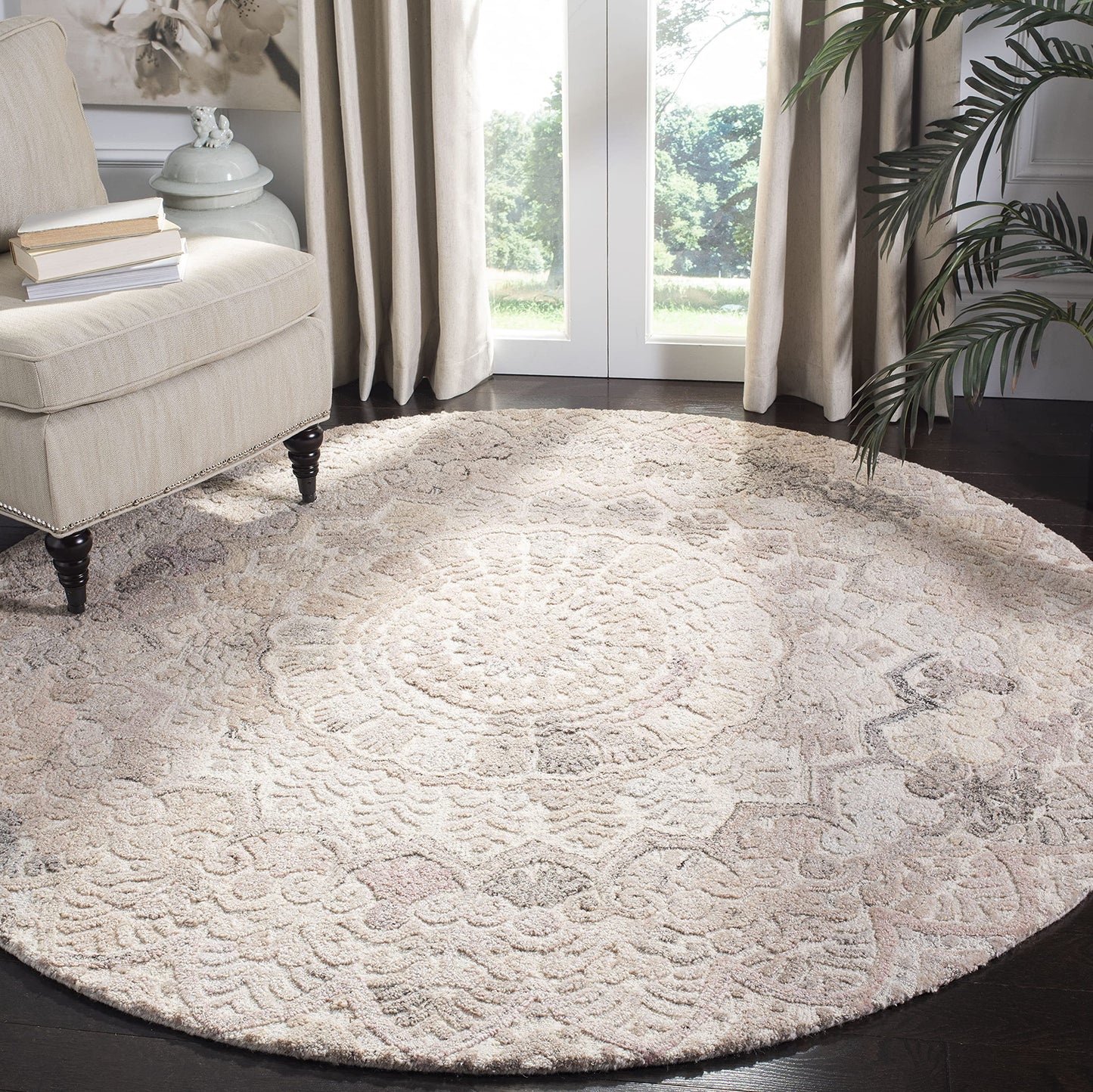 SAFAVIEH Marquee Collection Area Rug - 4' Round, Beige & Ivory, Handmade Mandala Medallion Wool, Ideal for High Traffic Areas in Living Room, Bedroom (MRQ110B)