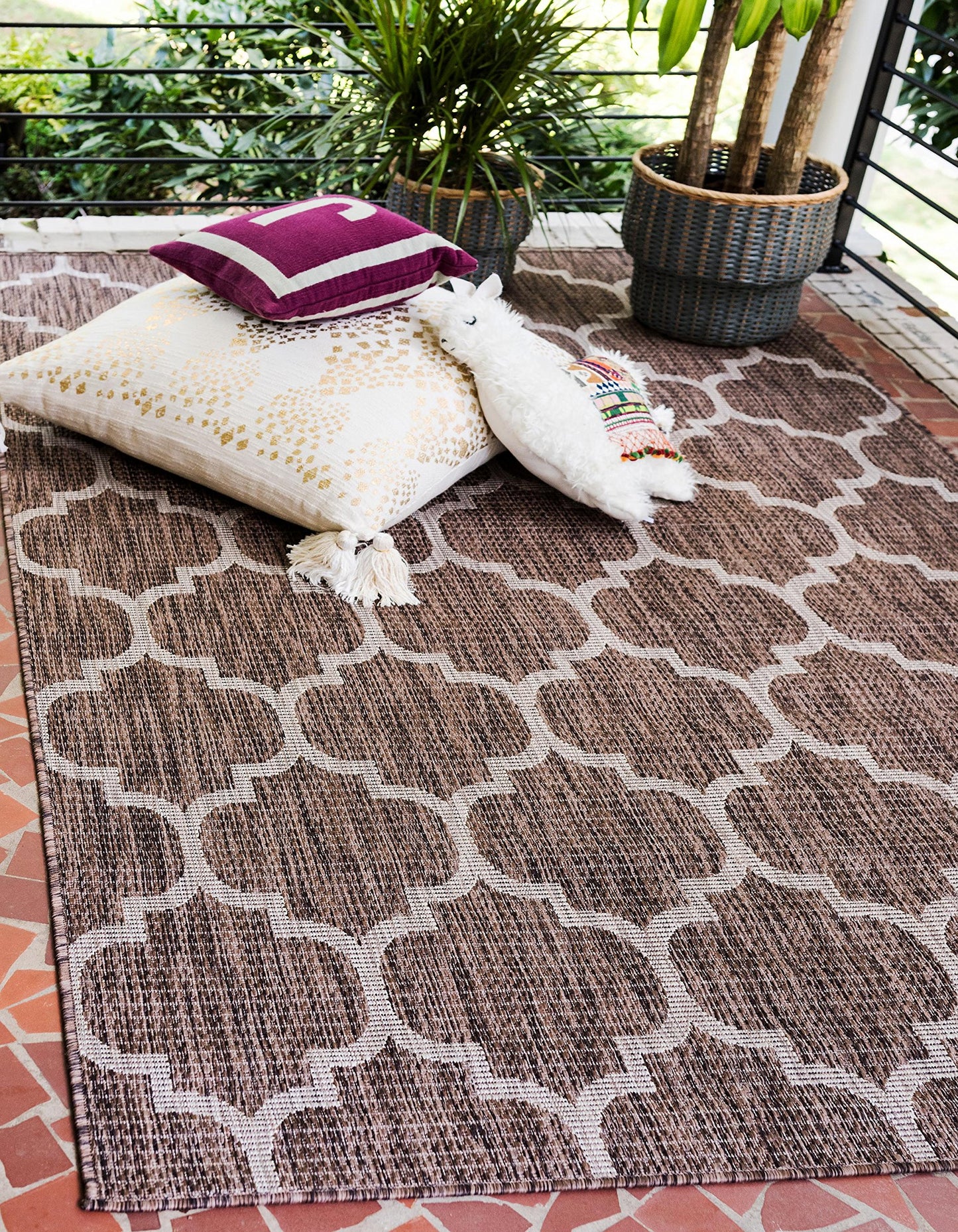 Unique Loom Outdoor Trellis Collection Area Rug (4' 1" x 6' 1" Rectangle, Brown/ Ivory)