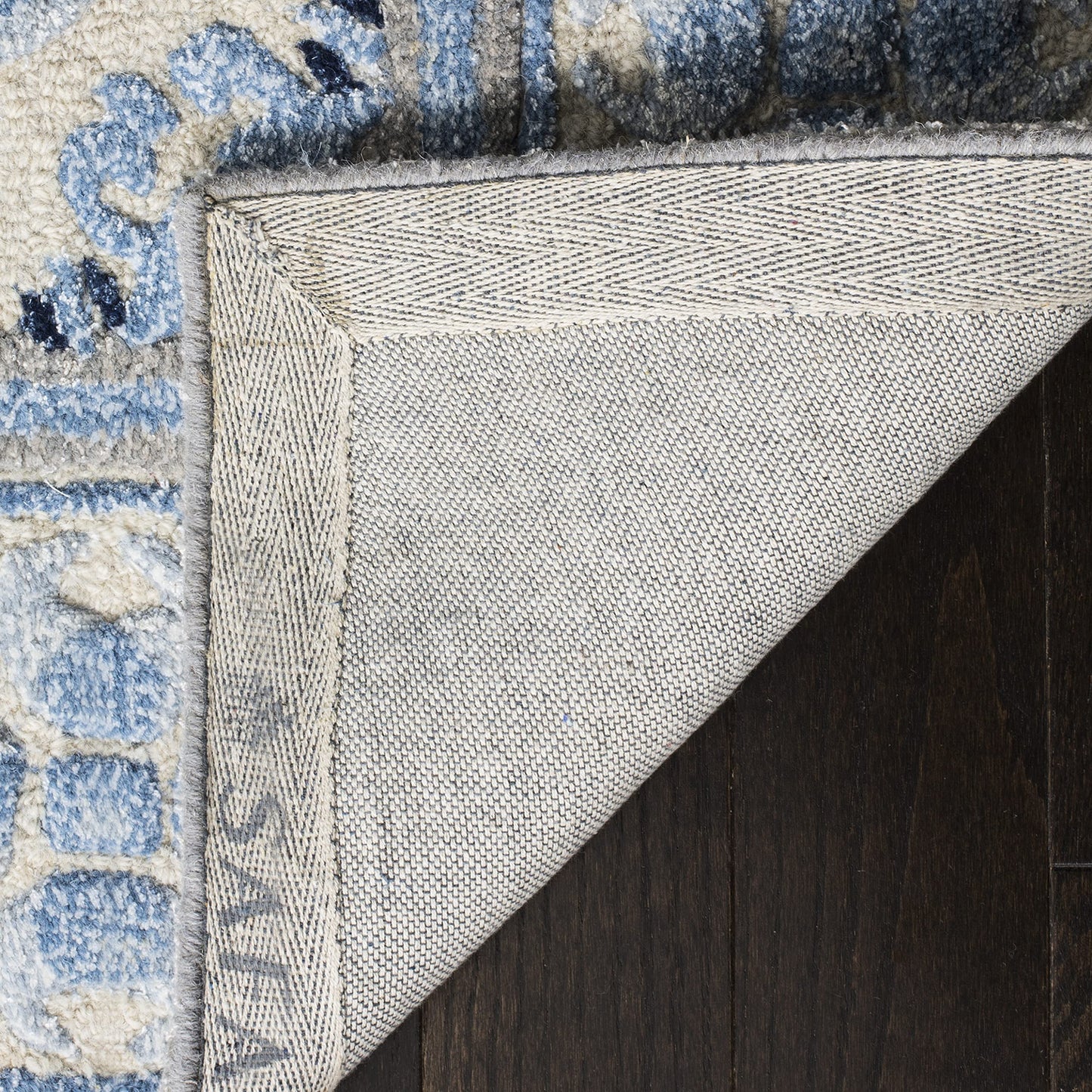 SAFAVIEH Bella Collection 6' x 9' Ivory/Blue BEL155A Handmade Premium Wool & Viscose Area Rug