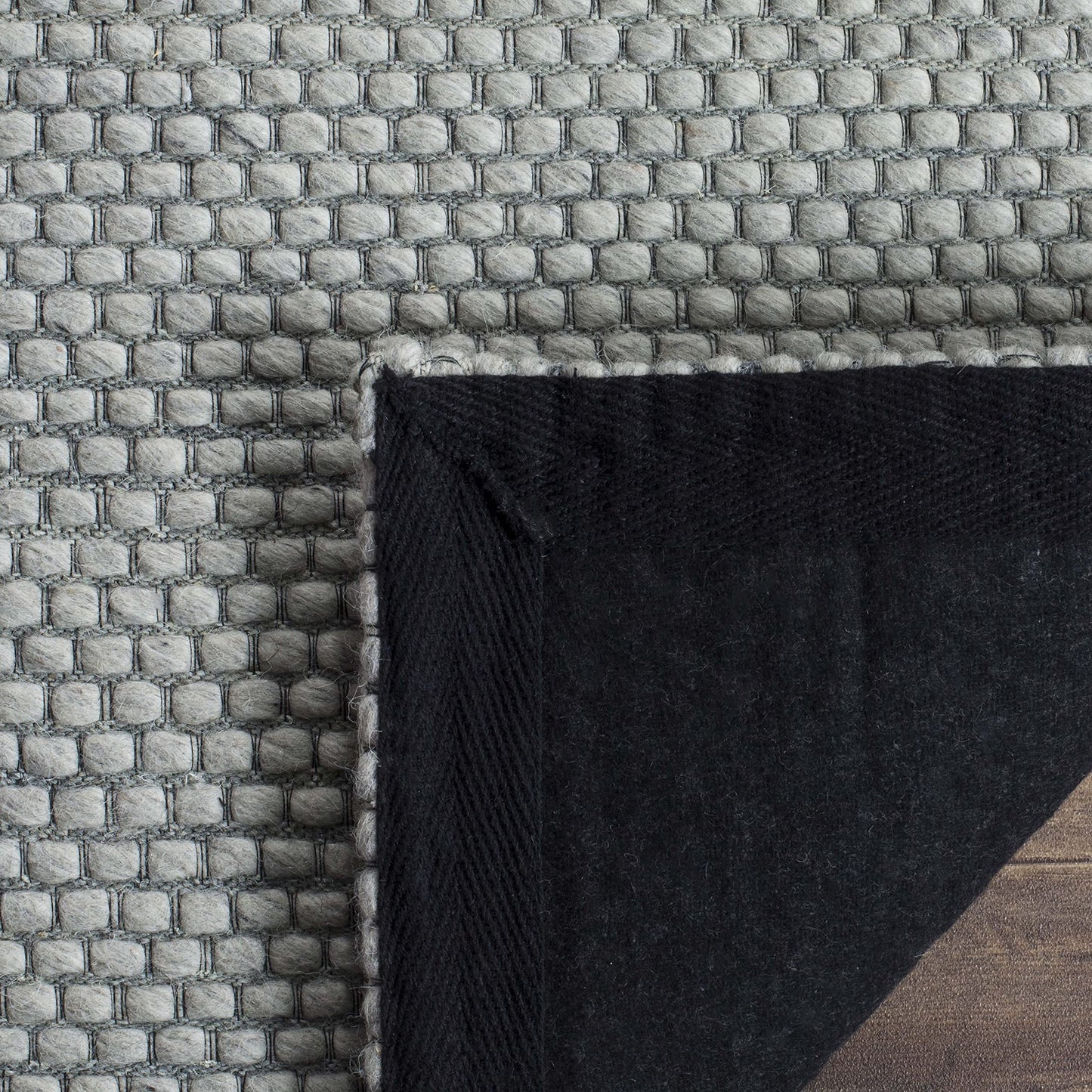 SAFAVIEH Natura Collection Accent Rug - 3' x 5', Grey, Handmade Wool, Ideal for High Traffic Areas in Entryway, Living Room, Bedroom (NAT801C)
