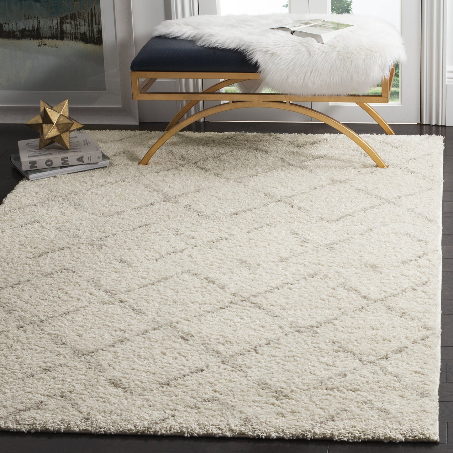SAFAVIEH Arizona Shag Collection Area Rug - 5'1" x 7'6", Ivory & Beige, Moroccan Boho Design, Non-Shedding & Easy to Clean, Ideal for Living Room, Bedroom, Dining Space (ASG743A)