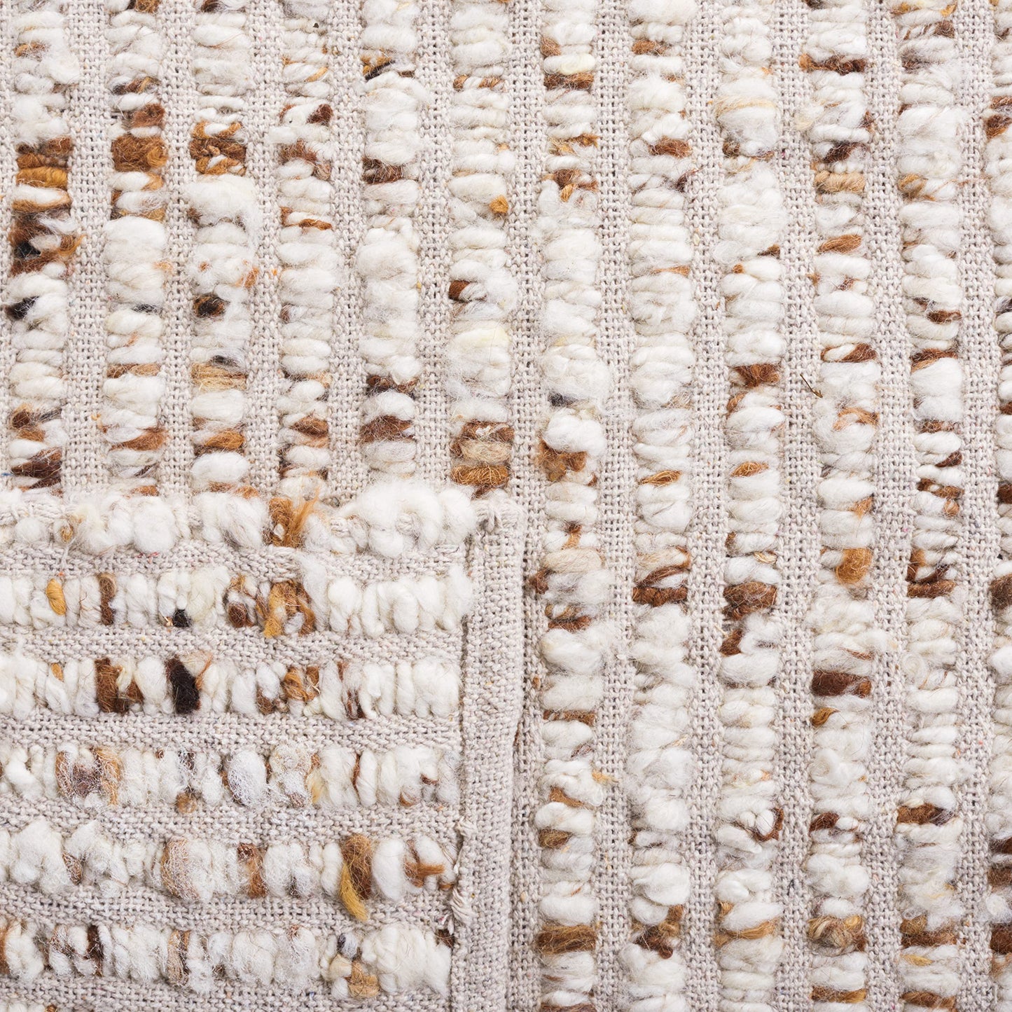 SAFAVIEH Area Rug 8x10 - Natura Collection - Large - Ivory & Beige, Handmade Flat Weave Wool & Jute, Ideal for Living Room, Bedroom, Dining Space (NAT331B)