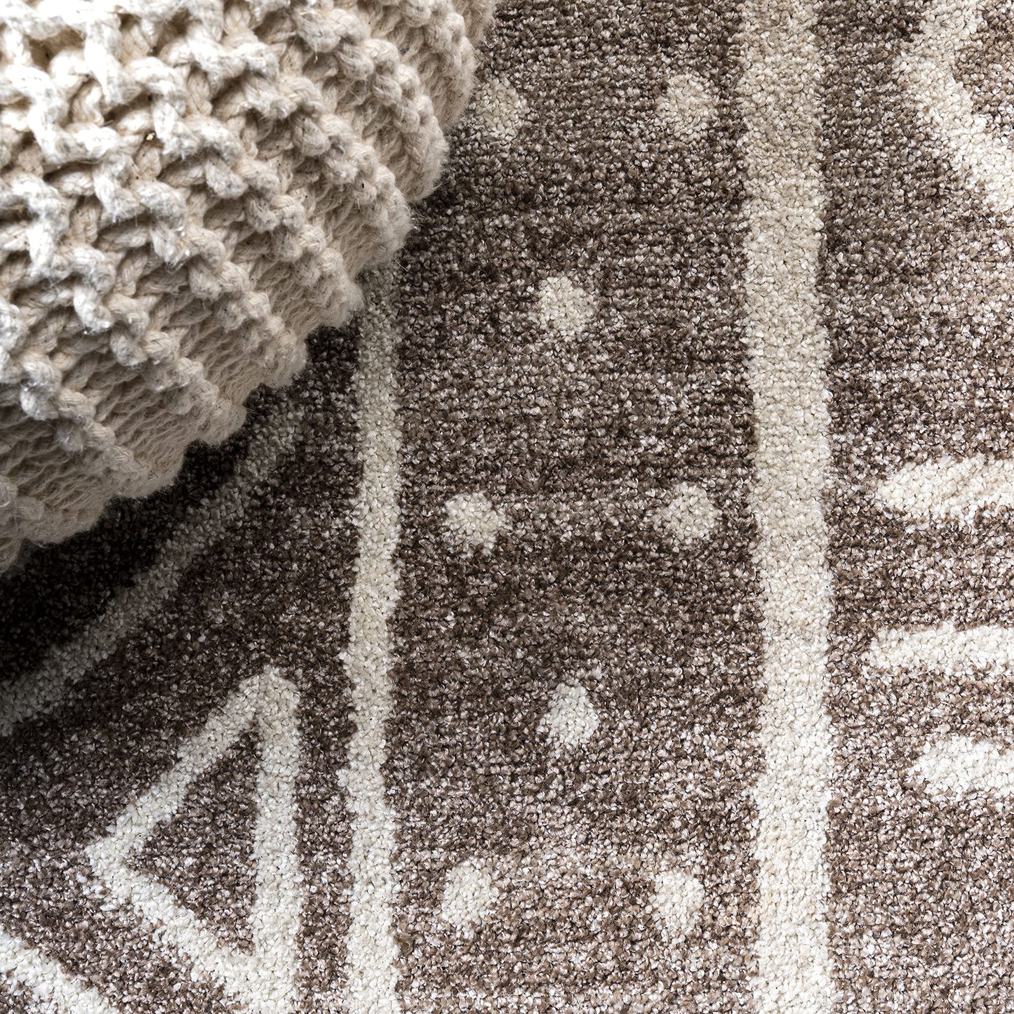 JONATHAN Y Amanar Tribal Geometric Brown/Ivory Runner Rug, 2x8, Bohemian, Vintage, Easy-Cleaning for Living Room, Bedroom, Kitchen, Pet Friendly, Non-Shedding (MOH503A-28)