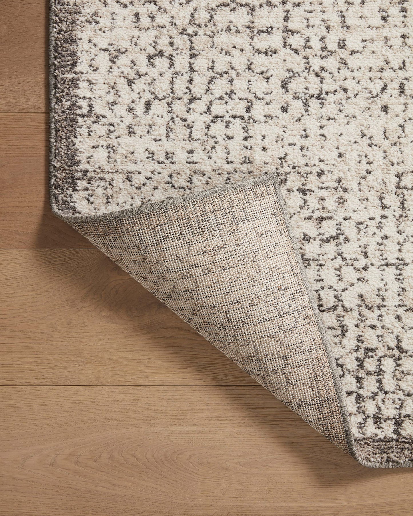 Loloi Darby Collection DAR-04 Ivory/Stone 7'-10" x 10' Area Rug