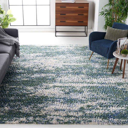 SAFAVIEH Berber Shag Collection Area Rug - 5'3" Square, Green & Beige, Non-Shedding & Easy to Clean, Ideal for Living Room, Bedroom, Dining Space (BER219Y)