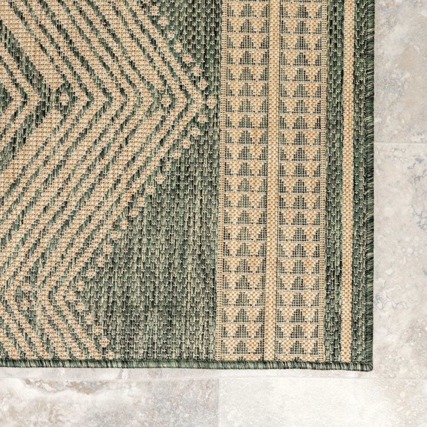 Nuloom Ranya Green/Ivory, 4' x 6', Tribal Geometric, Soft and Cozy, High Traffic, Stain Resistant, Easy Clean, Durable Area Rug for Indoor/Outdoor Patio, Deck, Porch, Garden, Courtyard