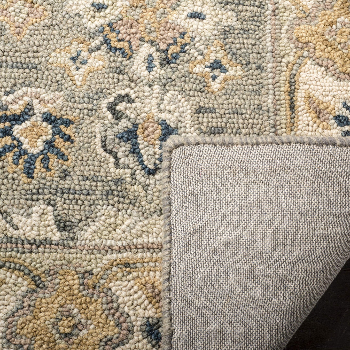 SAFAVIEH Aspen Collection 4' x 6' Moss/Ivory APN601W Handmade Traditional Wool Area Rug