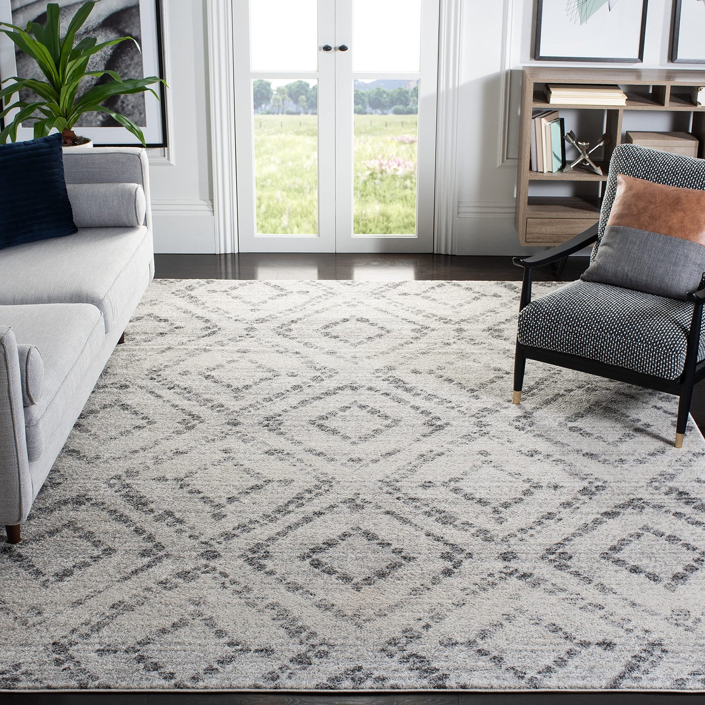 SAFAVIEH Adirondack Collection Area Rug - 8' Square, Light Grey & Grey, Modern Diamond Distressed Design, Non-Shedding & Easy Care, Ideal for High Traffic Areas in Living Room, Bedroom (ADR131C)