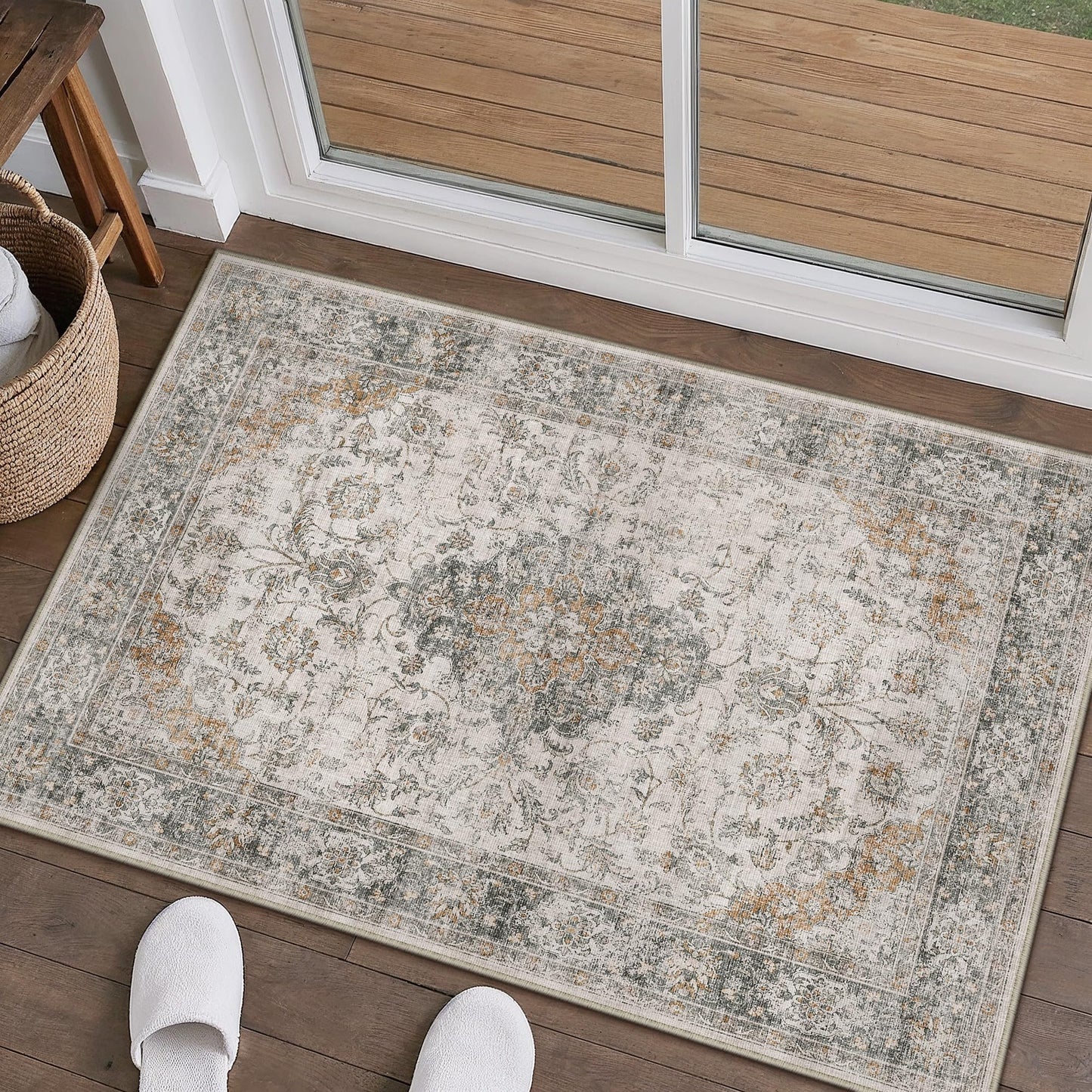 HUGEAR 2x3 Entryway Area Rug Retro Taupe Green Small Rug Machine Washable Door Mat Vintage Floral Low Pile Carpet Distressed Throw Rug Entrance Kitchen Bathroom Office Non Slip Soft Lightweight