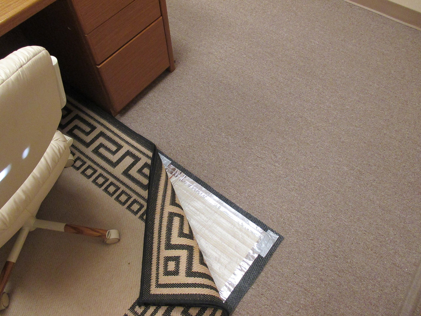RugBuddy Speedheat 500 Under Rug Space Heater (7' 9" x 5' 3")