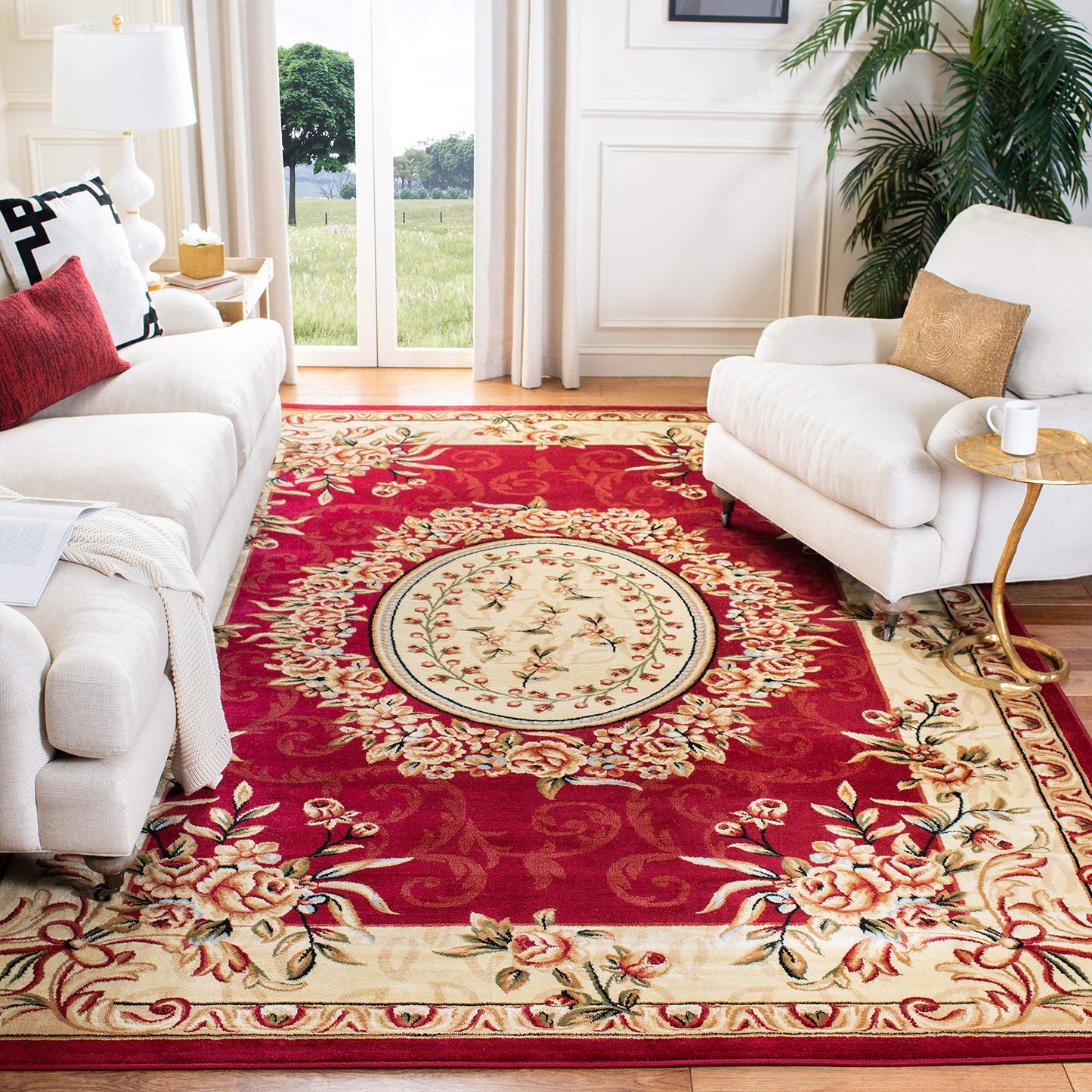 SAFAVIEH Lyndhurst Collection Area Rug - 8' x 11', Red & Ivory, Traditional European Medallion Design, Non-Shedding & Easy Care, Ideal for High Traffic Areas in Living Room, Bedroom (LNH328C)