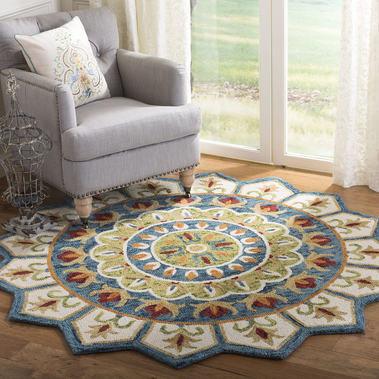 SAFAVIEH Novelty Collection 3' Round Ivory/Blue NOV605M Handmade Boho Floral Premium Wool Entryway Foyer Living Room Bedroom Kitchen Area Rug