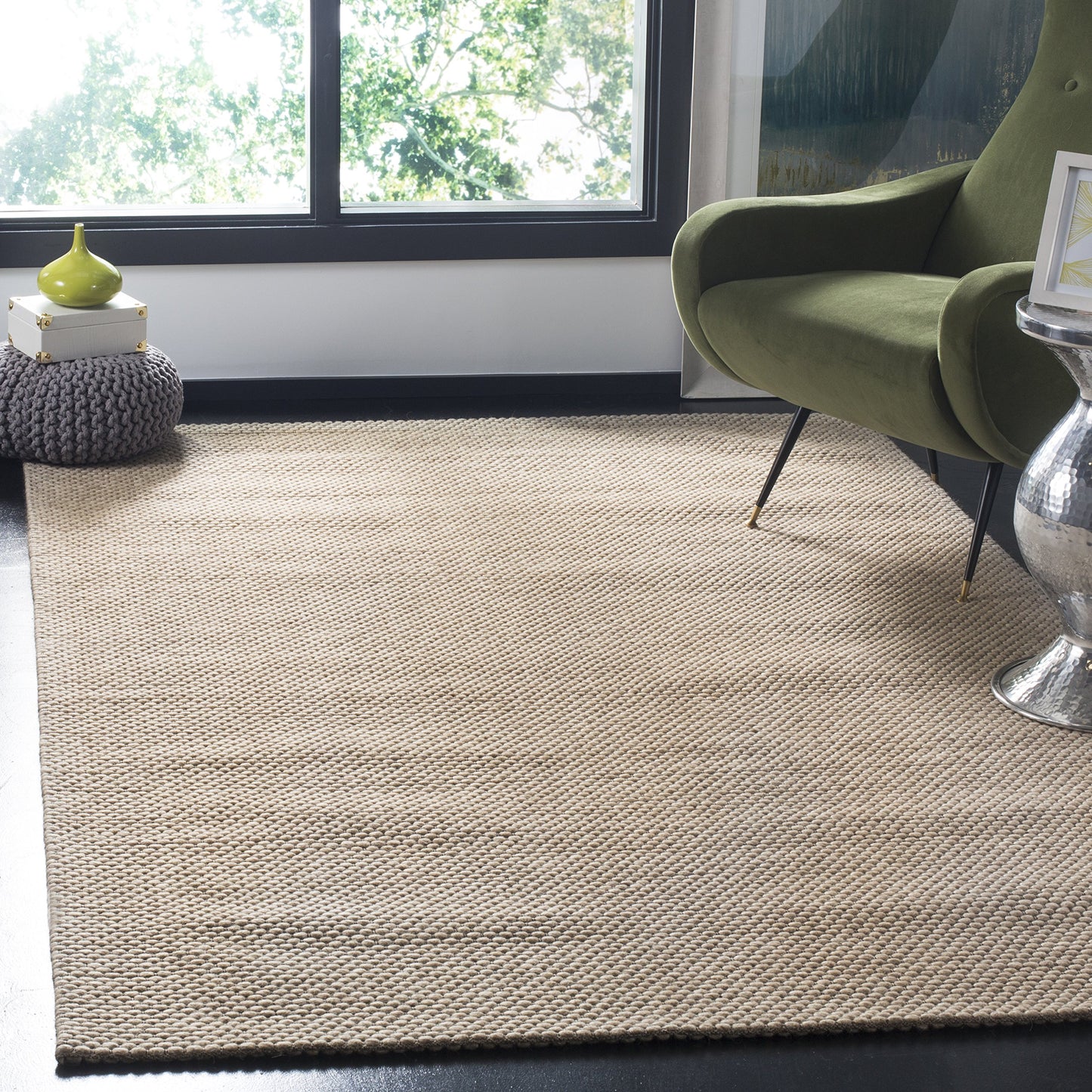 SAFAVIEH Natura Collection Area Rug - 5' x 8', Beige, Handmade Wool, Ideal for High Traffic Areas in Living Room, Bedroom (NAT801B)