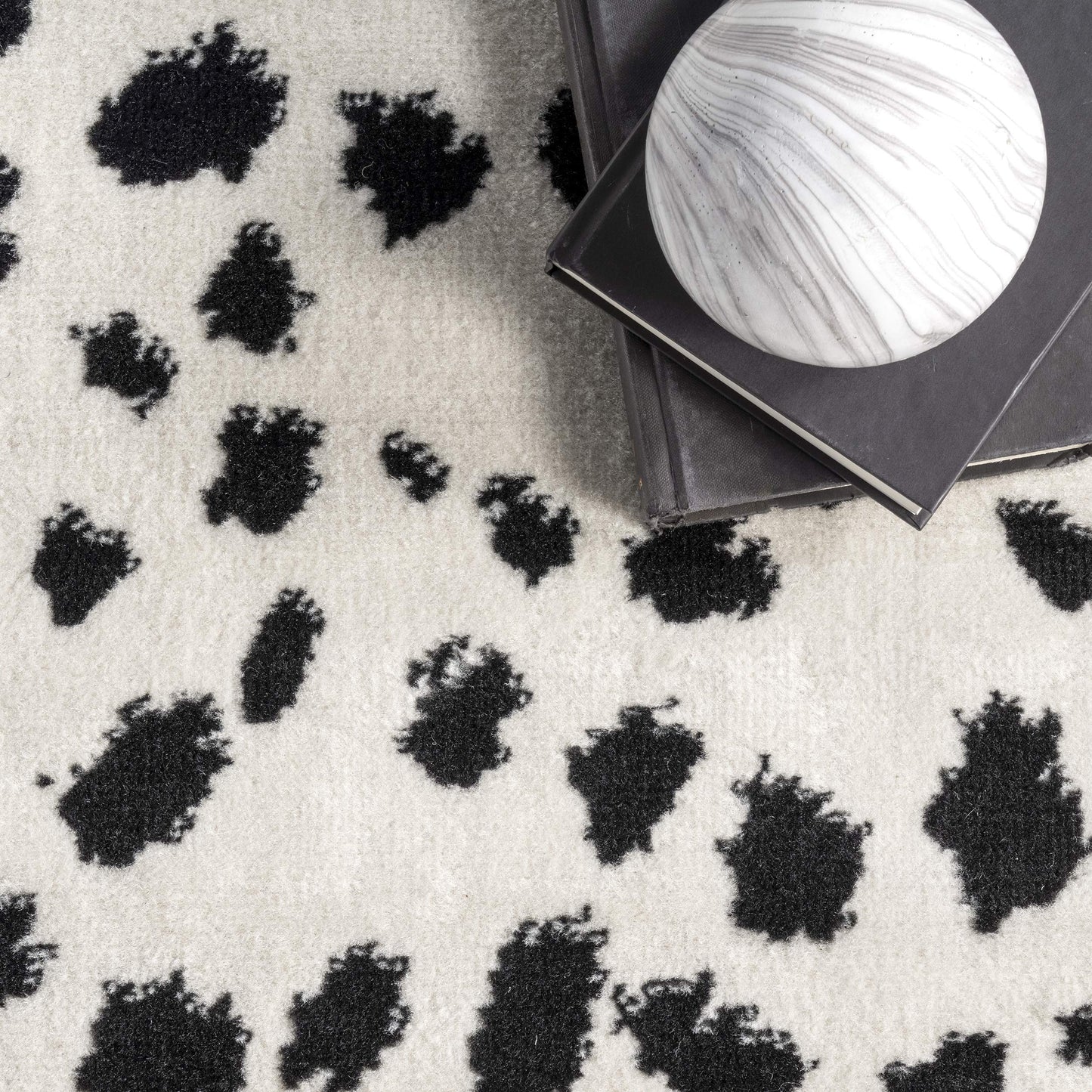nuLOOM Brooks Leopard Print Area Rug, 6'7" x 9', Beige