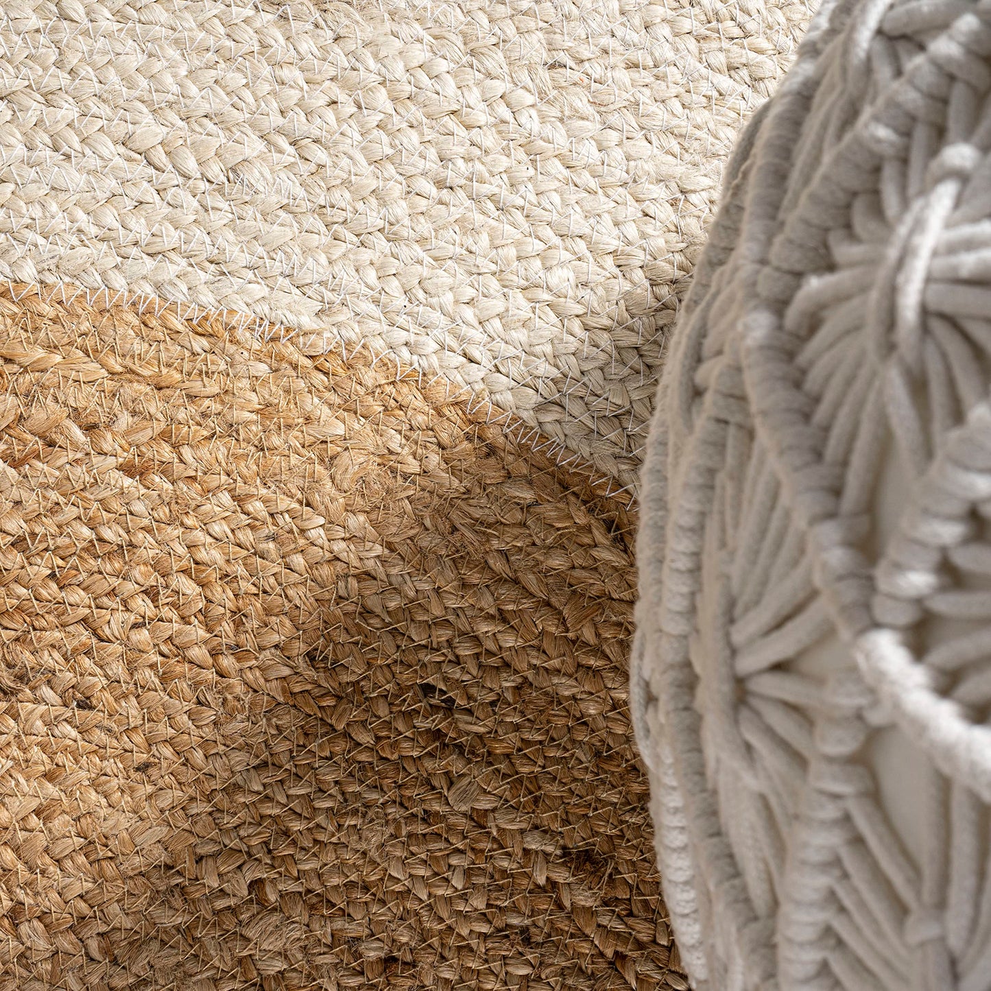 JONATHAN Y Two-Tone Jute Circle Cream/Natural 5' Round Indoor Area Rug, Oceana Boho, Minimalist, Geometric, Easy-Cleaning for Living Room, Bedroom, Kitchen, Pet Friendly, Non-Shedding (RNF115A-5R)