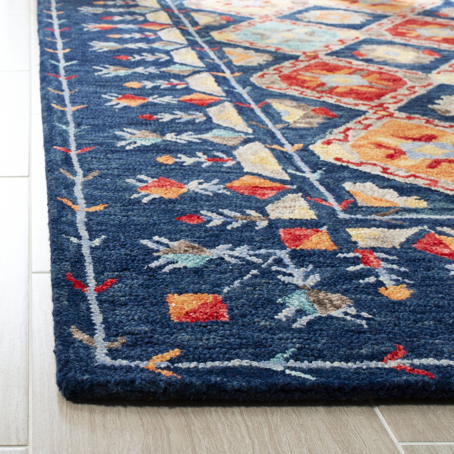 SAFAVIEH Aspen Collection 8' x 10' Navy / Orange APN515N Handmade Boho Wool Area Rug
