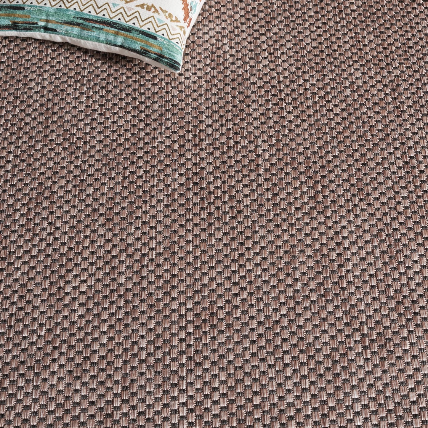 SAFAVIEH Washable Rug Outdoor Courtyard Collection - 6'7" Square, Natural & Black, Non-Shedding & Easy Cleaning, Ideal for Patio, Backyard, Mudroom (CY8521-37312)