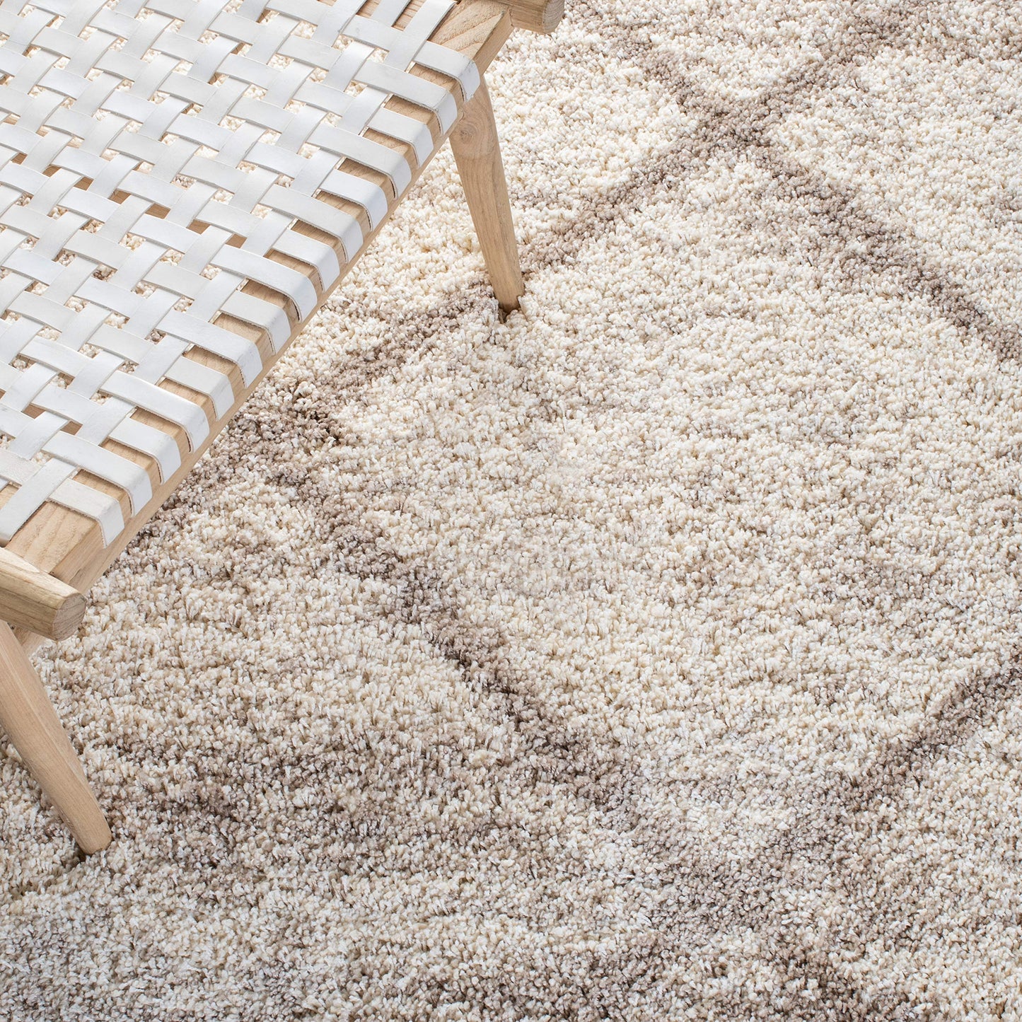 SAFAVIEH Hudson Shag Collection Area Rug - 7' Square, Multi Ivory & Beige, Modern Trellis Design, Non-Shedding & Easy Care, 2-inch Thick Ideal for High Traffic Areas in Living Room, Bedroom (SGH281H)