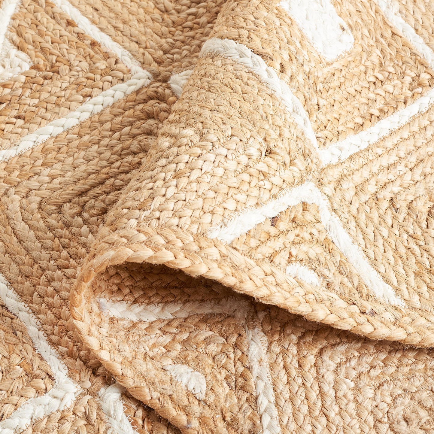 SAFAVIEH Natural Fiber Collection Area Rug - 3' x 5', Natural & Ivory, Flat Weave Farmhouse Boho Jute, Ideal for The Living Room, Bedroom, Dining Room (NF893A-3)