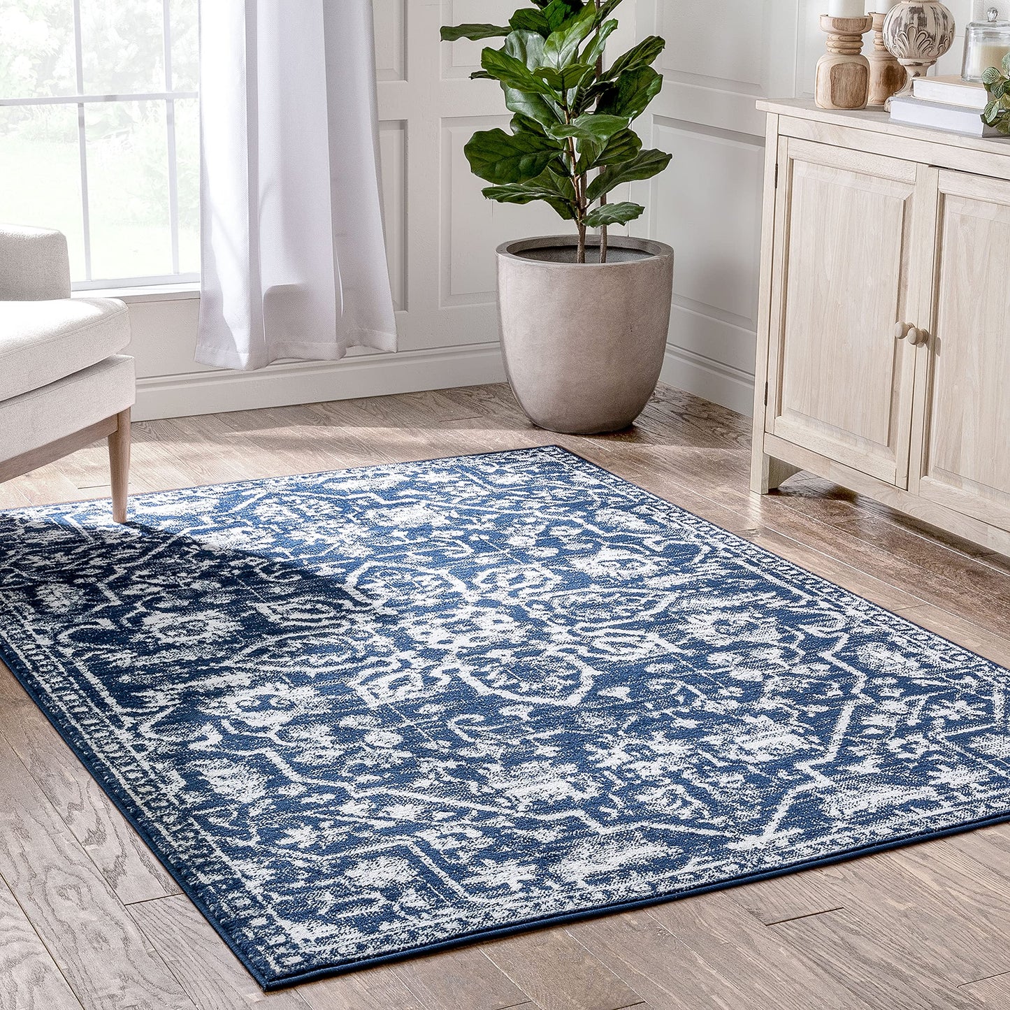 Well Woven Della Dark Blue Vintage Medallion Pattern Area Rug (7'3" x 9'3")