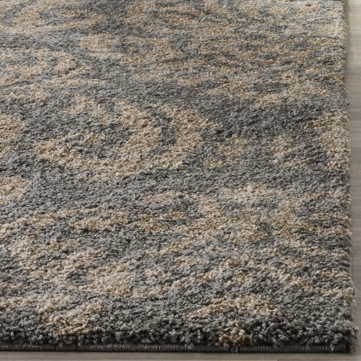 SAFAVIEH Area Rug 8x10 - Florida Shag Collection - Large - Grey & Beige, Damask Design, Non-Shedding & Easy Cleaning, Plush Thick Pile, Ideal for Living Room, Bedroom, Dining Space (SG460013)