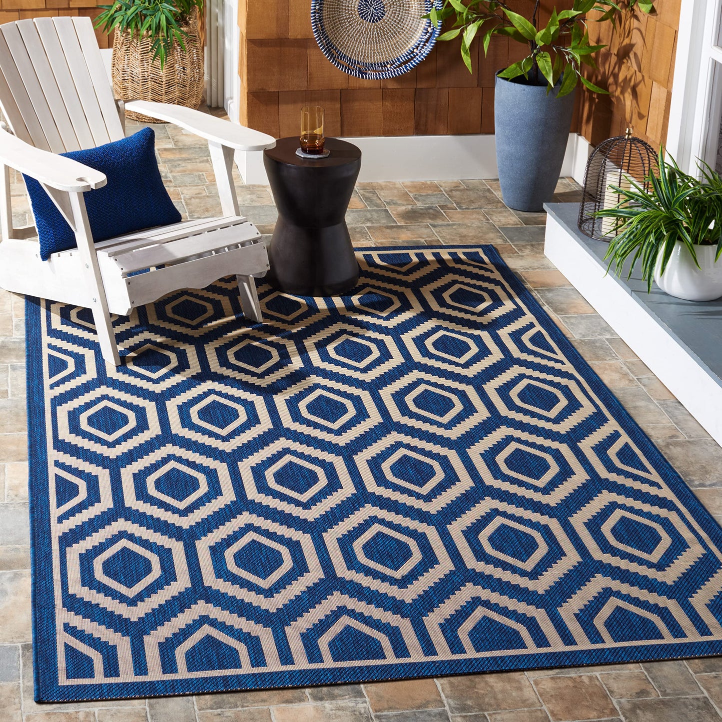 SAFAVIEH Courtyard Collection 5'3" x 7'7" Navy/Beige CY6902 Indoor/ Outdoor Splashproof Easy Scrubbing Patio Backyard Mudroom Area Rug