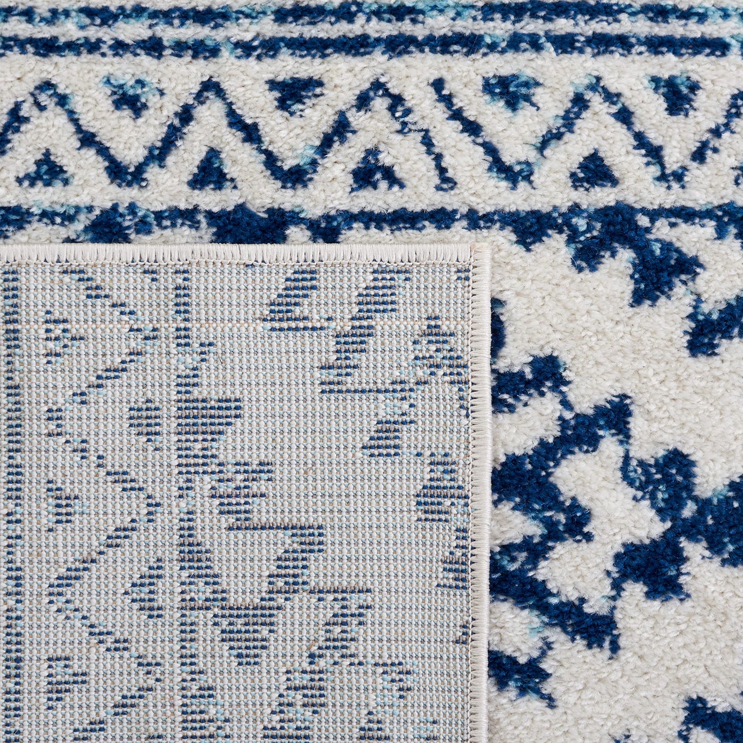 SAFAVIEH Tulum Collection Area Rug - 9' Square, Ivory & Navy, Moroccan Boho Tribal Design, Non-Shedding & Easy to Clean, Ideal for Living Room, Bedroom, Dining Space (TUL272D)
