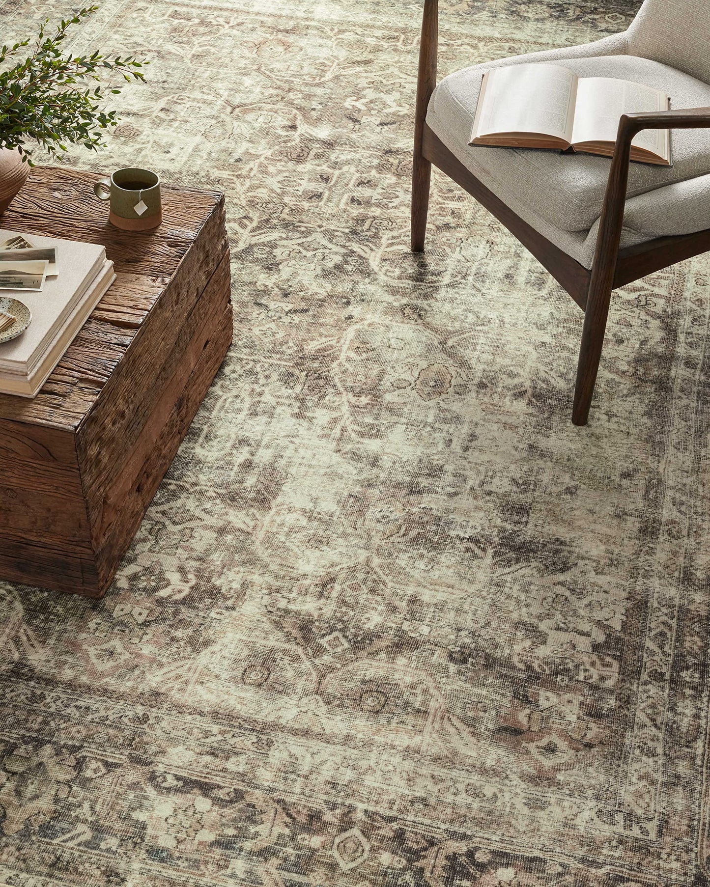 Loloi Magnolia Home by Joanna Gaines Sinclair Collection SIN-01 Pebble/Taupe 2'-3" x 9'-6", .25" Pile Height, Machine Washable, Runner Rug