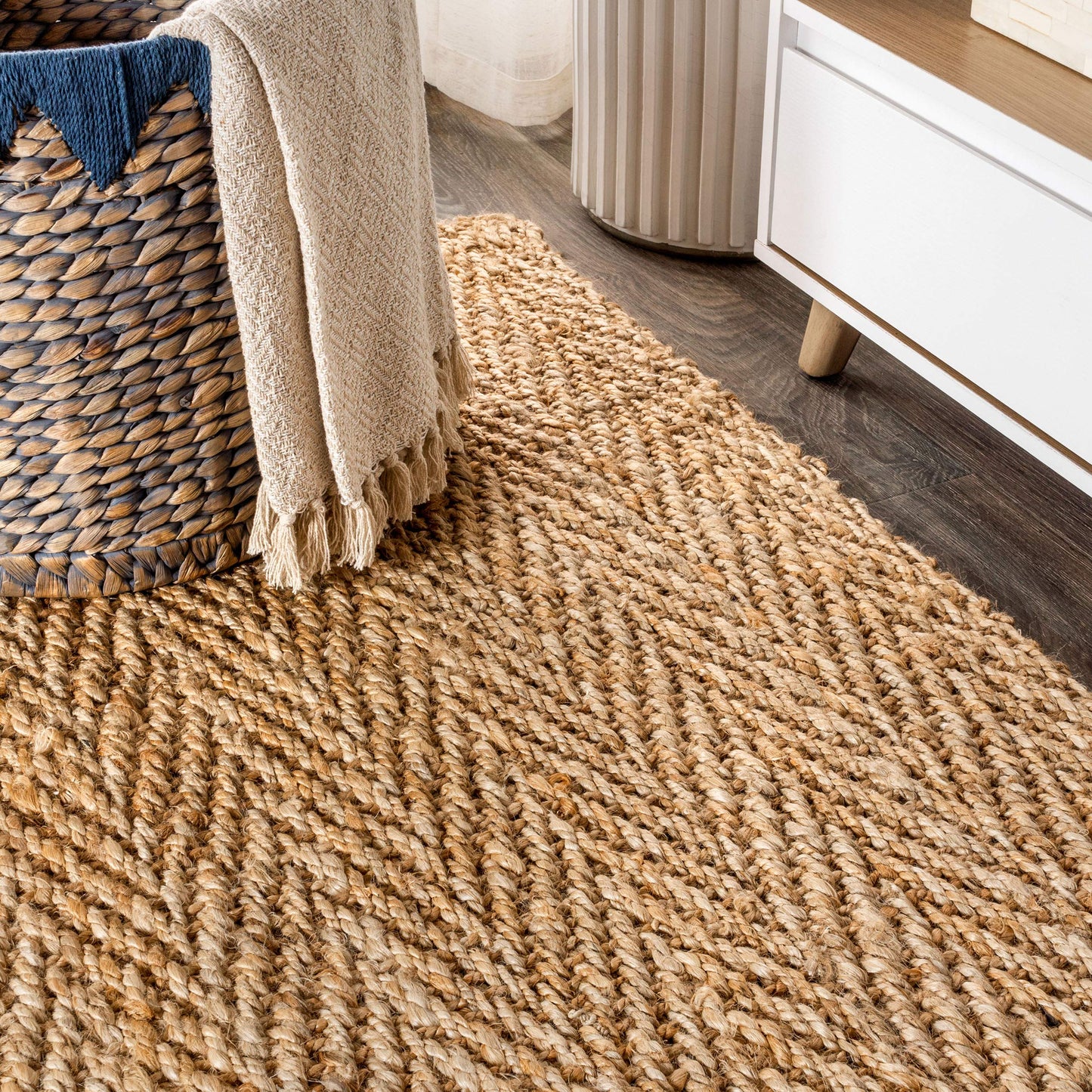 JONATHAN Y Espina Hand Woven Herringbone Chunky Jute Natural 6x6 Square Indoor Area Rug, Bohemian, Cottage, Easy-Cleaning for Living Room, Bedroom, Kitchen, Pet Friendly, Non-Shedding (NFR101A-6SQ)