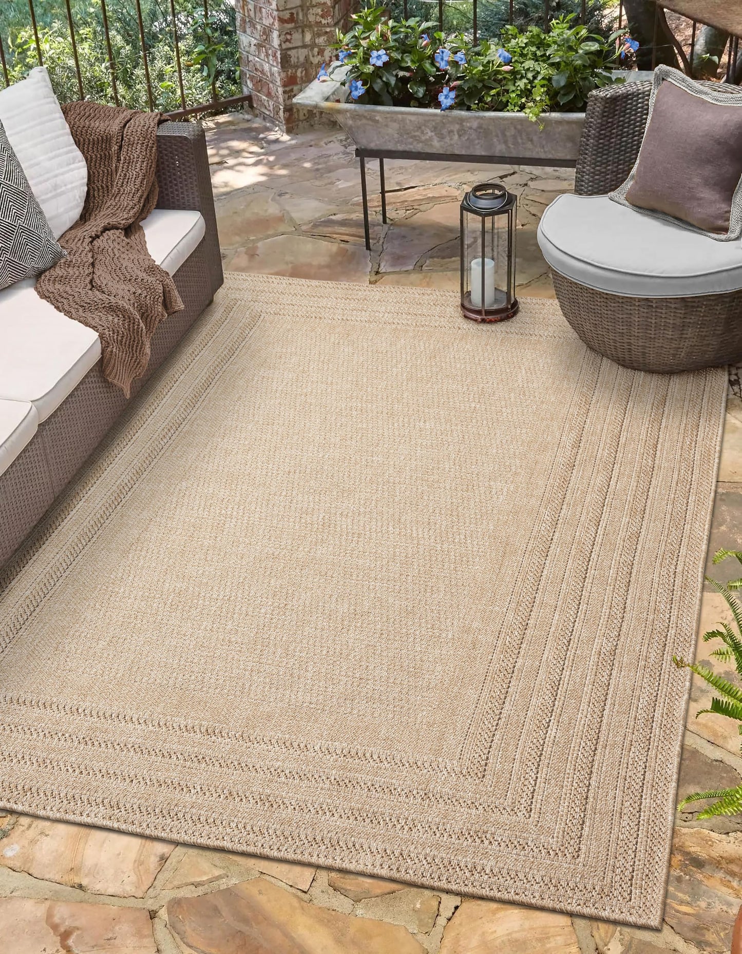 RUGGERRUGS Berry Easy Jute Indoor Outdoor Rug, 4x6 Neutral Bordered Jute Look, Weather Resistant, Easy Care, Lightweight Outdoor Farmhouse Carpet for Patio, Porch, Living Room (4' x 6', Natural)
