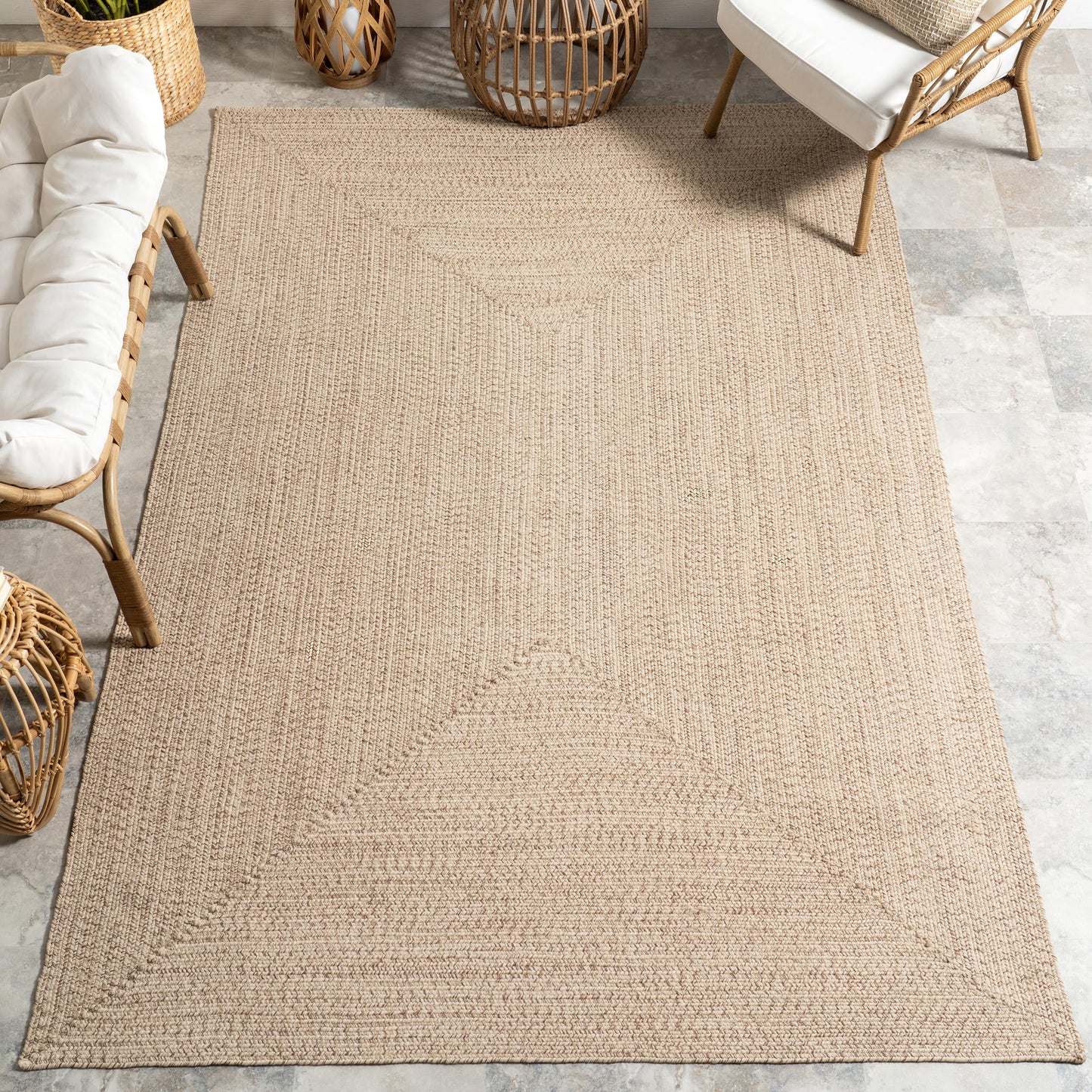 nuLOOM 4' x 6' Solid Hand Braided Indoor/Outdoor Area Rug, Pet-Friendly, High Traffic, Weather Resistant, for Patio, Balcony, Bedroom, Living Room, Dining Room, Wynn Tan