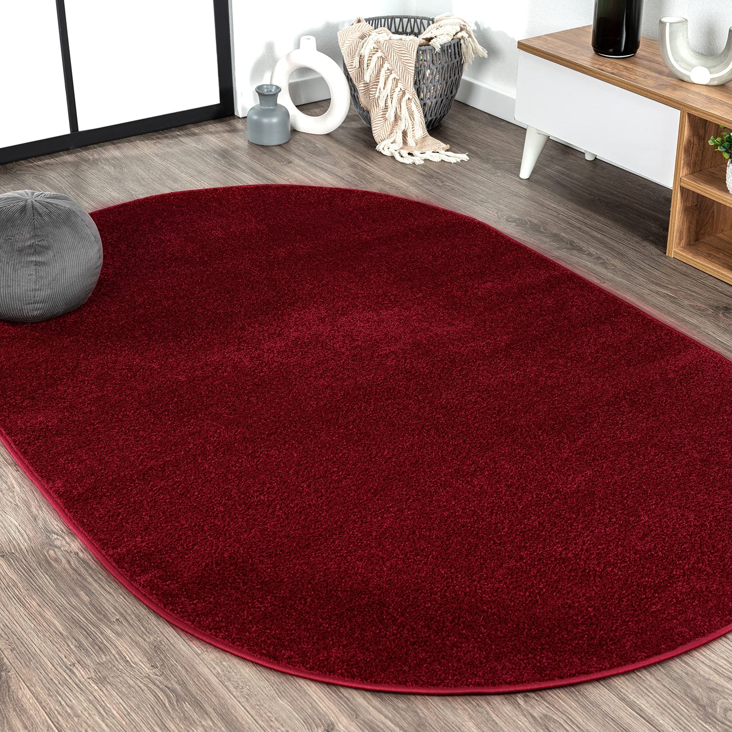 JONATHAN Y Haze Solid Low-Pile Dark Red 3x5 Oval Indoor Area Rug, Coastal,Bohemian,Minimalist,Classic, Easy-Cleaning for Living Room,Bedroom,Kitchen,Pet Friendly,Non-Shedding (SEU100Q-3OV)