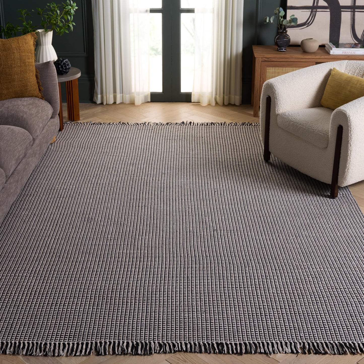 SAFAVIEH Area Rug 8x10 - Montauk Collection - Large - Ivory & Black, Handmade Flat Weave Cotton, Boho Farmhouse Design, Ideal for Living Room, Bedroom, Office, Dining Space (MTK340D)