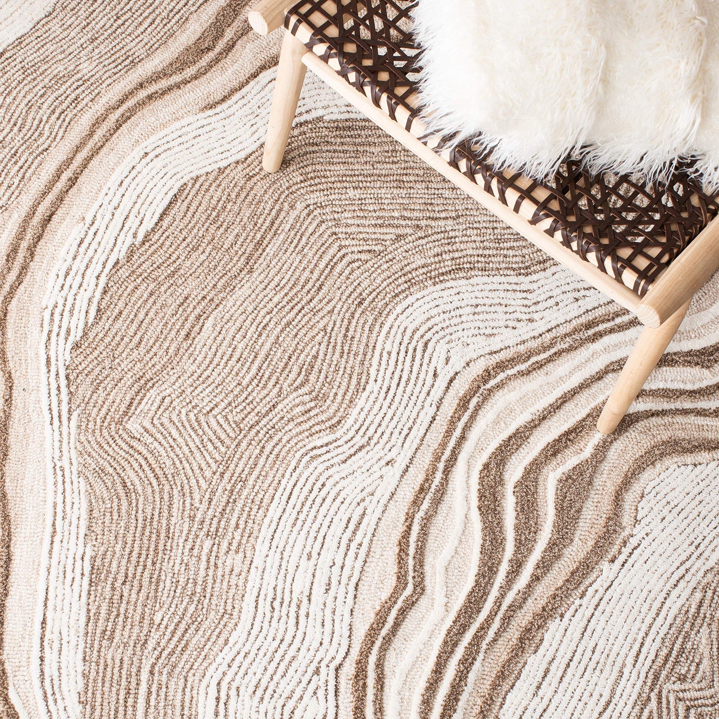 SAFAVIEH Fifth Avenue Collection 2' 3" x 10' Beige/Ivory FTV121B Handmade Mid-Century Modern Wool Entryway Foyer Living Room Bedroom Runner Rug