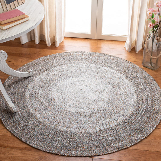 SAFAVIEH Braided Collection Area Rug - 3' Round, Brown & Beige, Handmade Country Cottage Reversible, Ideal for High Traffic Areas in Living Room, Bedroom (BRD802T)