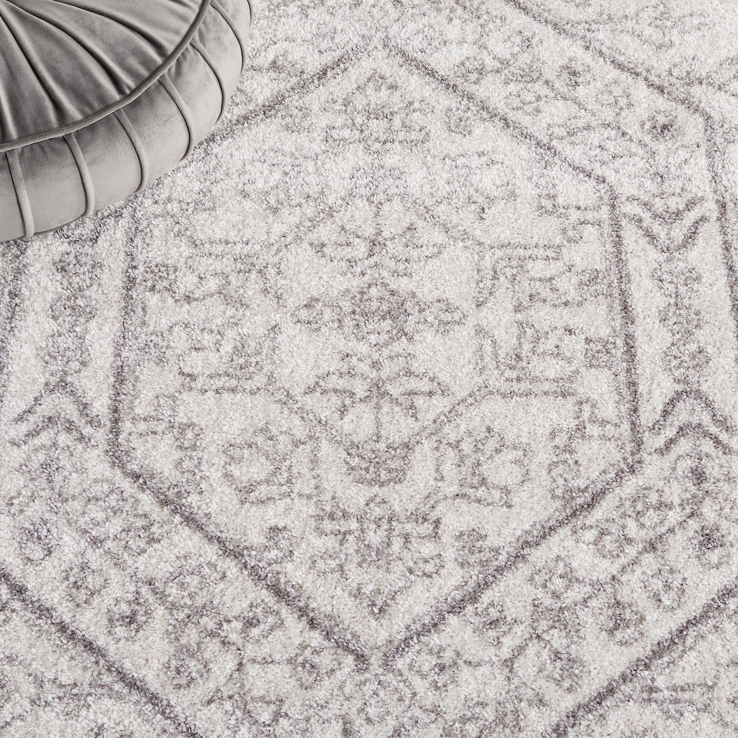 SAFAVIEH Adirondack Collection Area Rug - 8' Square, Ivory & Silver, Oriental Medallion Design, Non-Shedding & Easy to Clean, Ideal for Living Room, Bedroom, Dining Space (ADR108B)